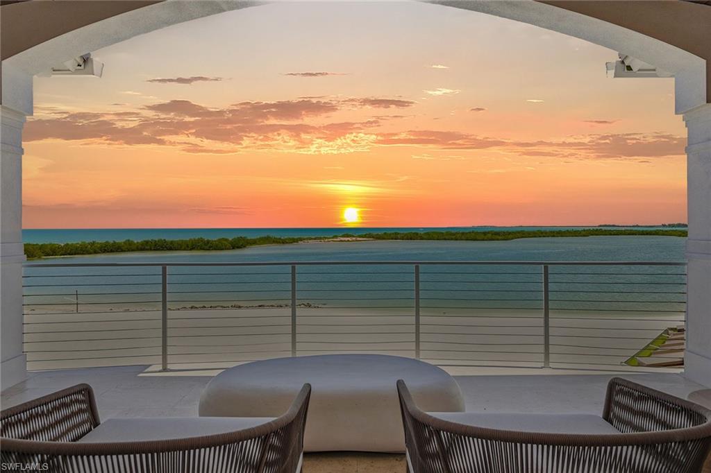 HIDEAWAY BEACH - Residential