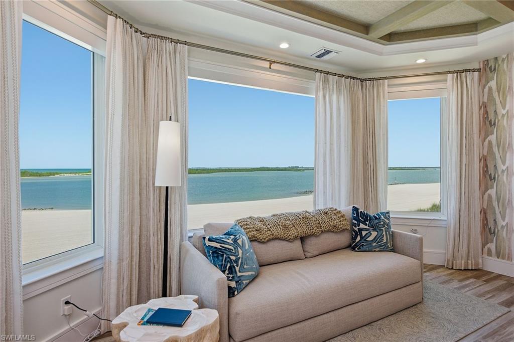 HIDEAWAY BEACH - Residential