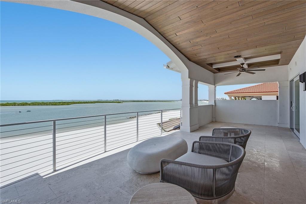 HIDEAWAY BEACH - Residential