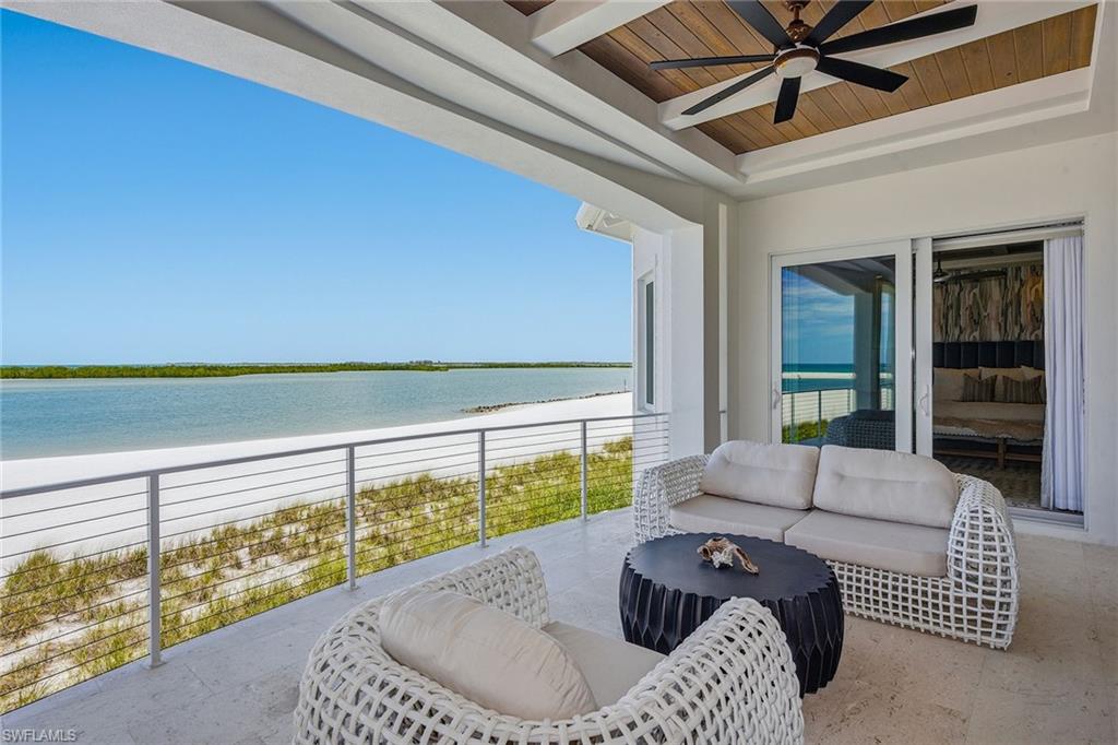 HIDEAWAY BEACH - Residential