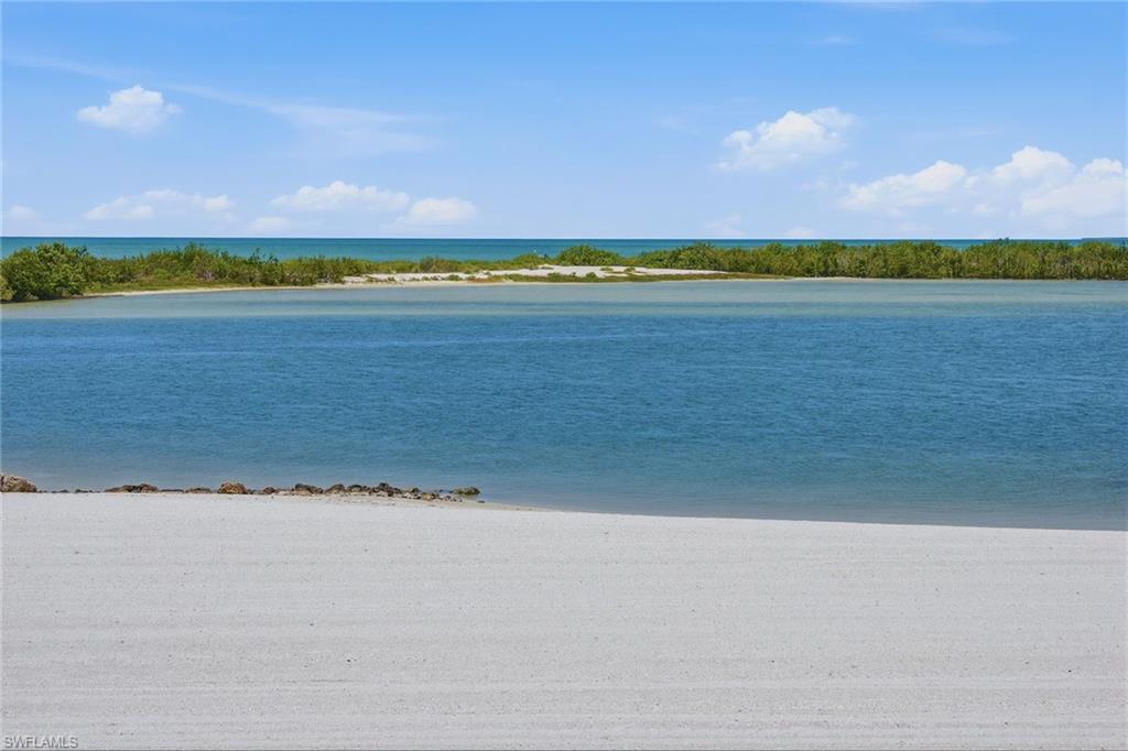 HIDEAWAY BEACH - Residential