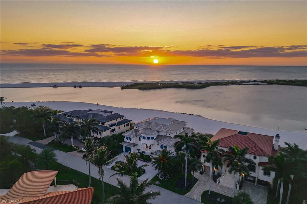 HIDEAWAY BEACH - Residential