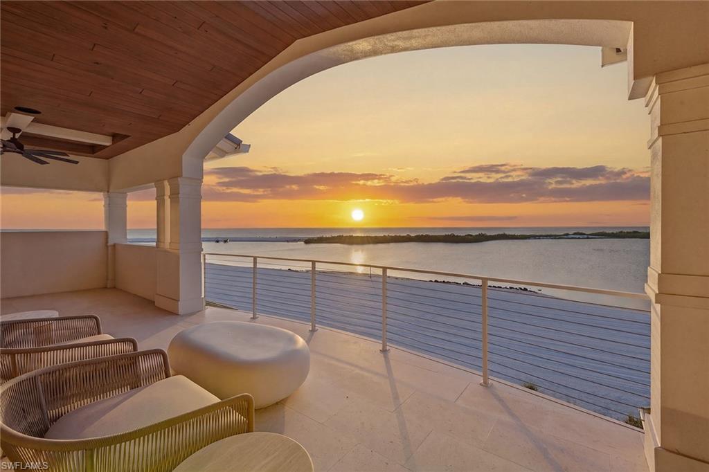 HIDEAWAY BEACH - Residential