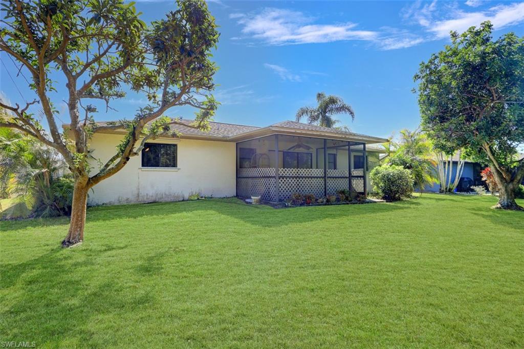 CAPE CORAL - Residential