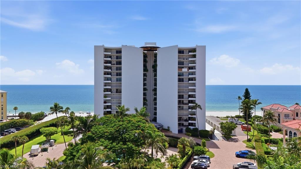 HORIZON HOUSE - Residential