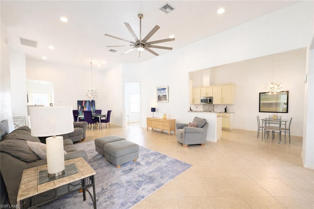 ASHTON OAKS - Residential