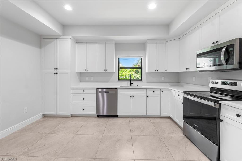 BONITA SPRINGS - Residential Lease