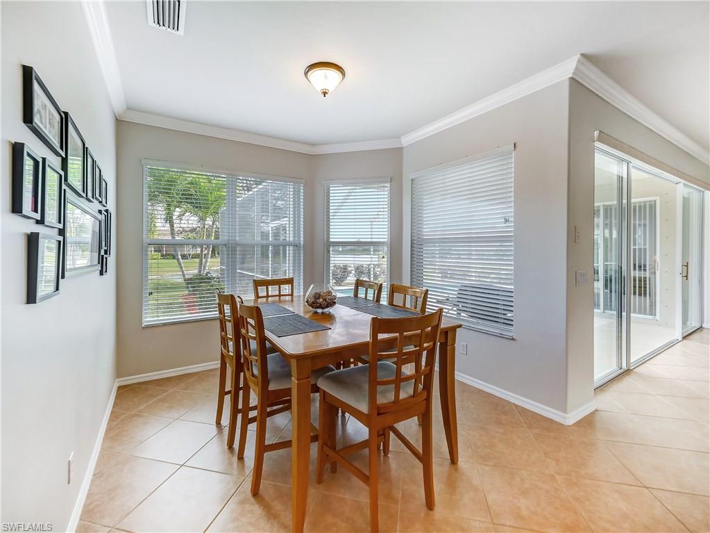 LAUREL LAKES - Residential
