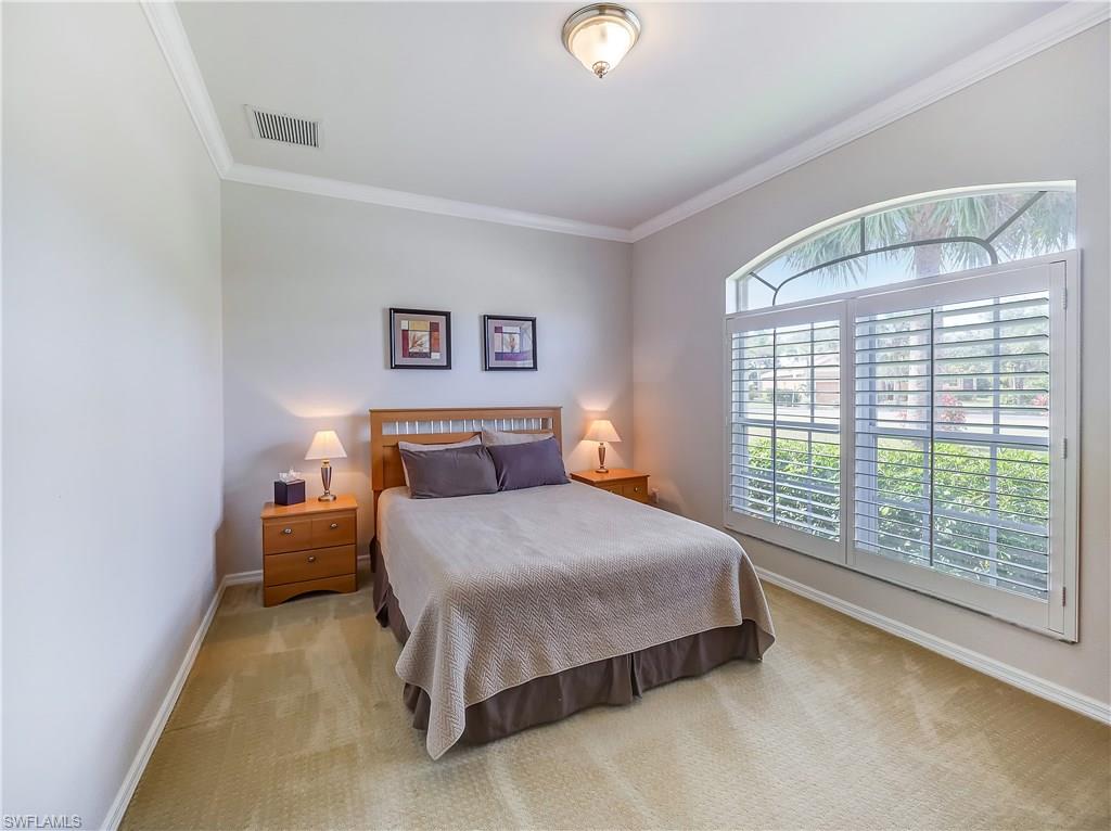 LAUREL LAKES - Residential