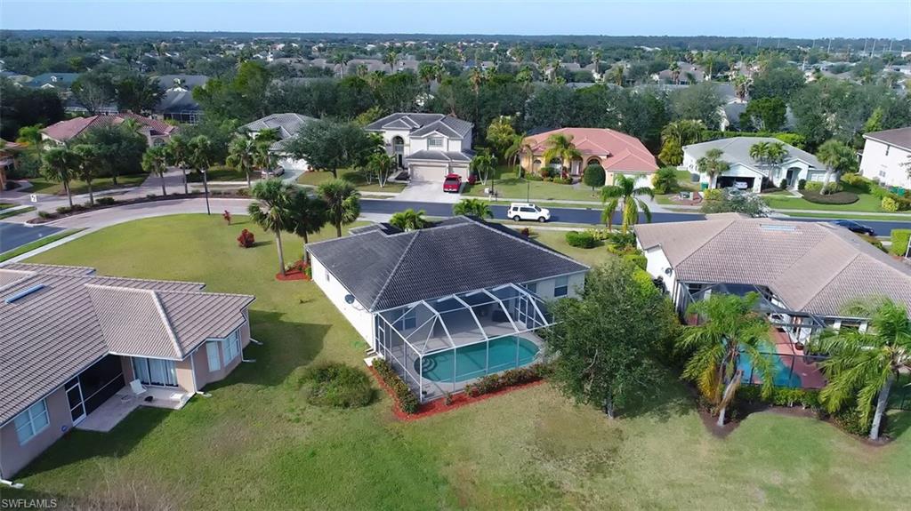 LAUREL LAKES - Residential