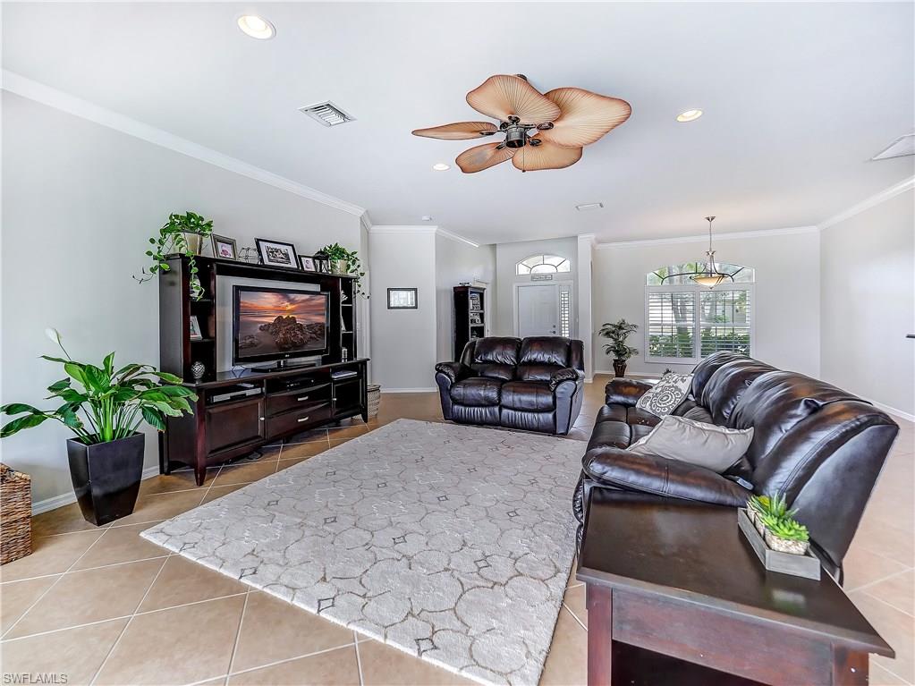 LAUREL LAKES - Residential