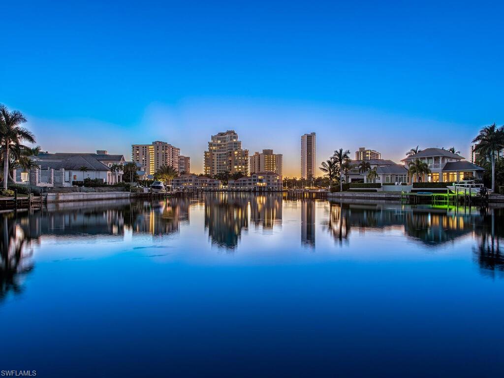 PARK SHORE - Residential