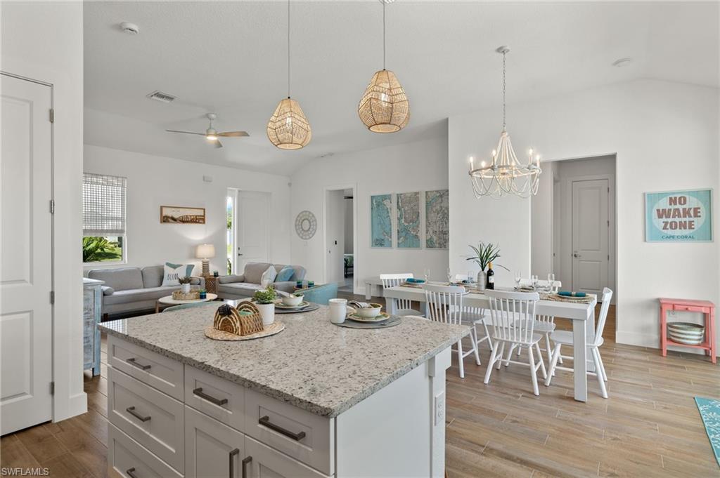 CAPE CORAL - Residential Lease