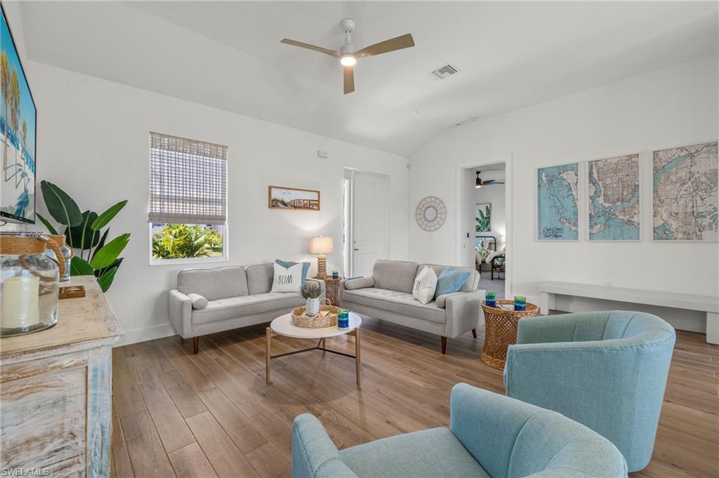 CAPE CORAL - Residential Lease