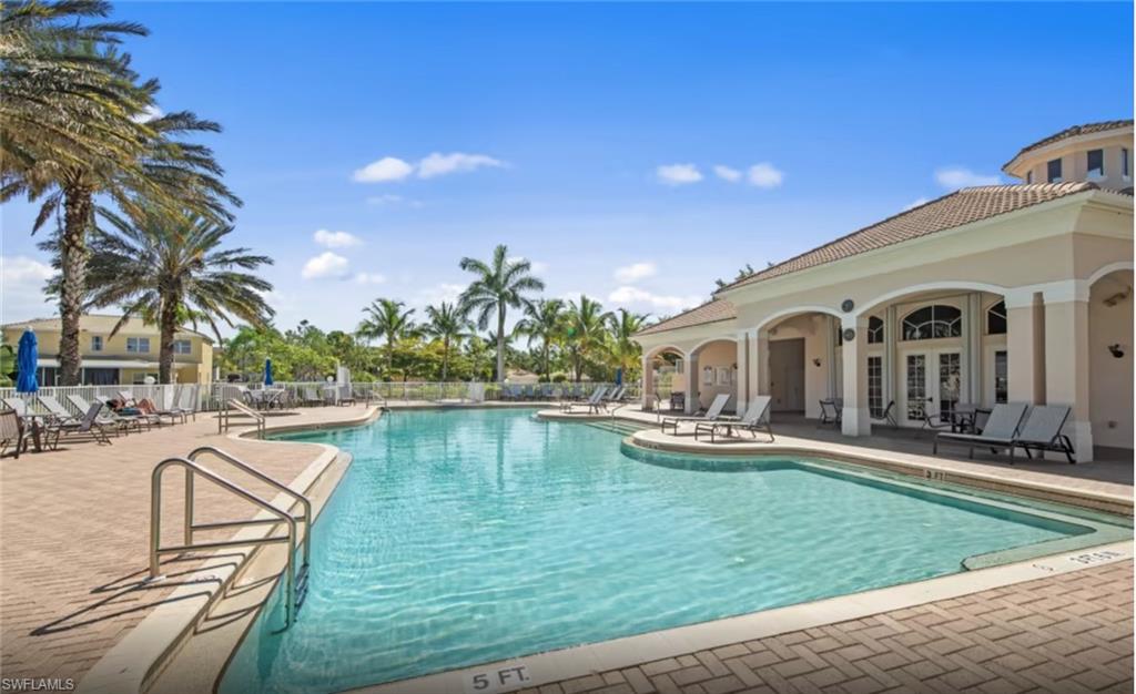 CORAL LAKES - Residential