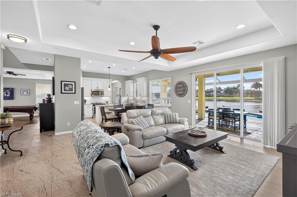CORAL LAKES - Residential