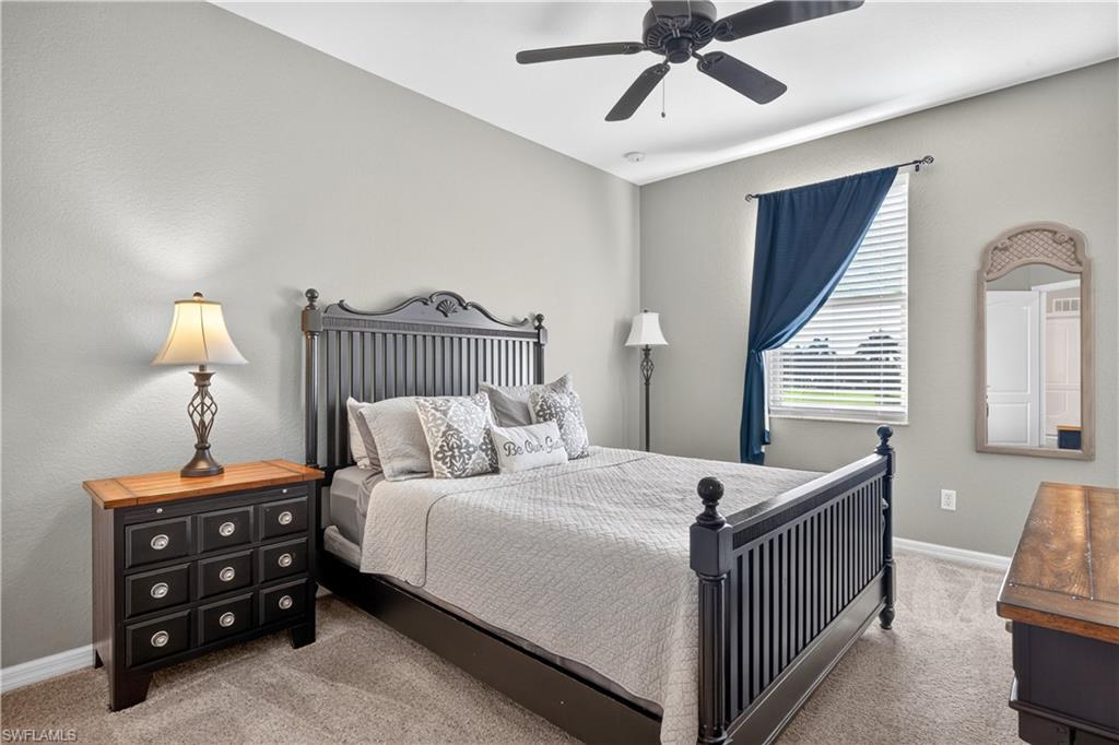 CORAL LAKES - Residential