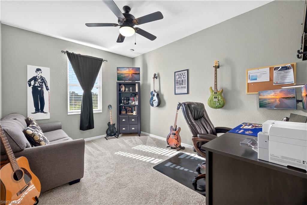 CORAL LAKES - Residential