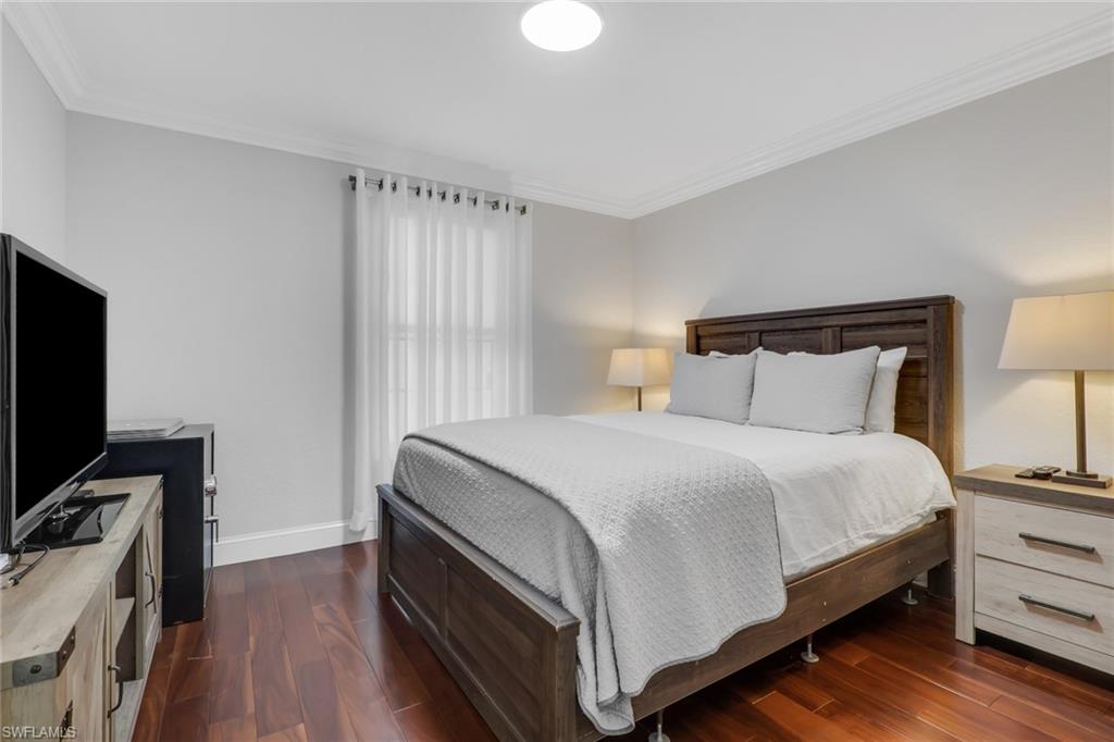VICTORIA LAKES - Residential