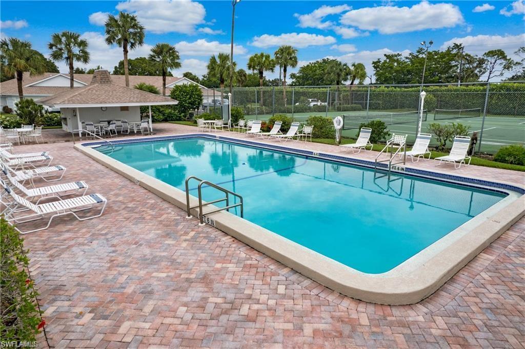 VICTORIA LAKES - Residential