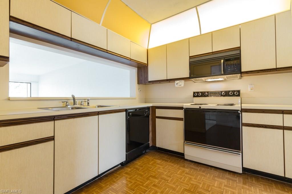 ABBEY AT BERKSHIRE VILLAGE - Residential
