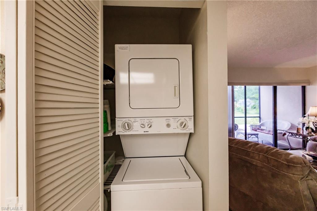OAK FOREST VILLAS - Residential