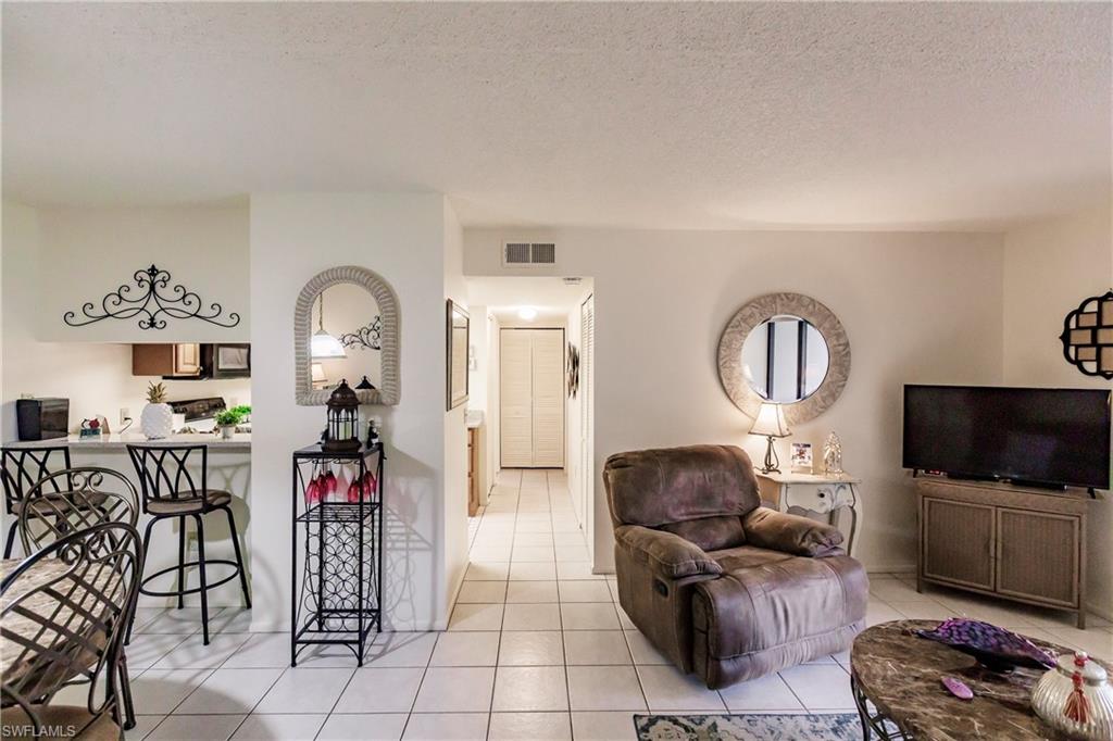 OAK FOREST VILLAS - Residential
