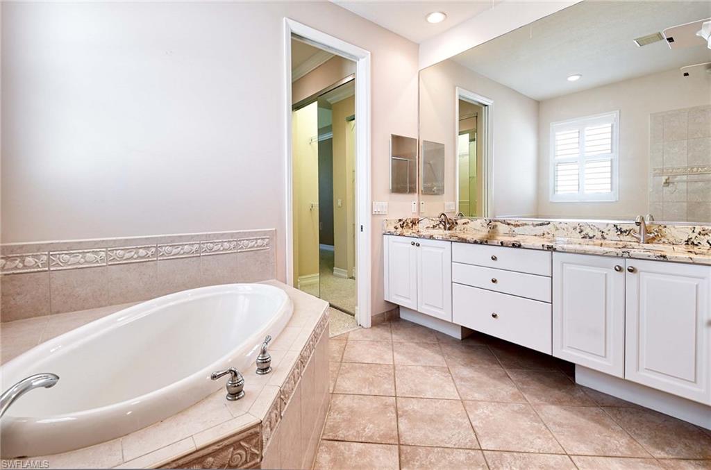 SANCTUARY POINT - Residential