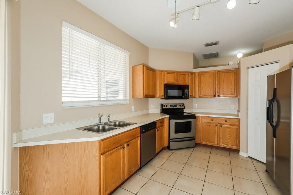 NOT APPLICABLE - Residential Lease