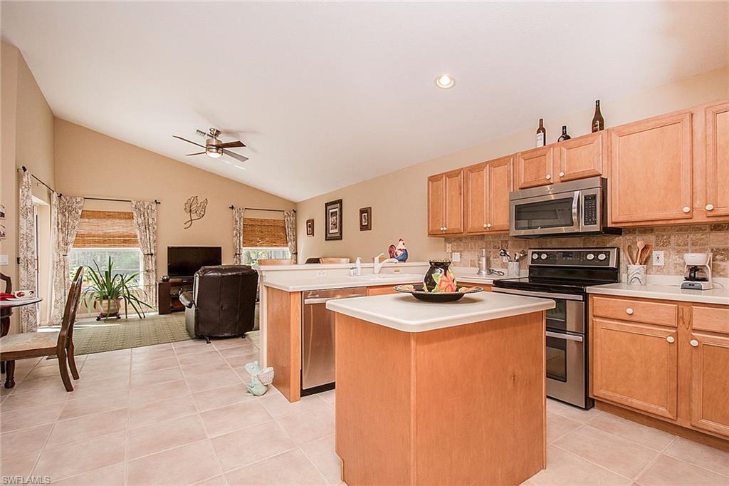 FOREST RIDGE SHORES - Residential