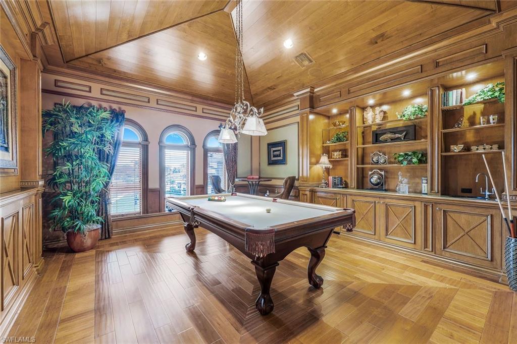 MARCO ISLAND - Residential