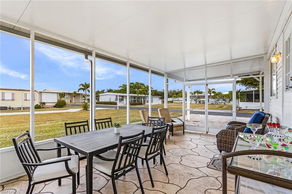 COACHLIGHT MANOR MOBILE HOME - Residential