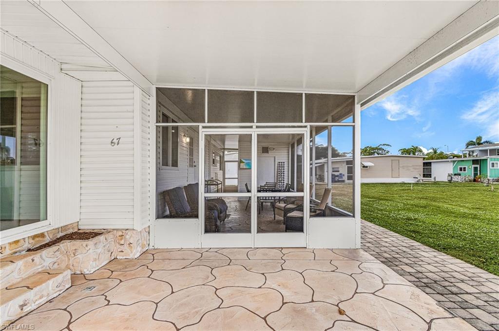 COACHLIGHT MANOR MOBILE HOME - Residential