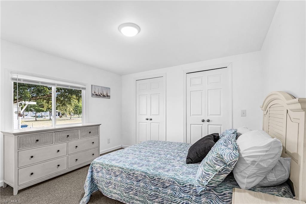 COACHLIGHT MANOR MOBILE HOME - Residential