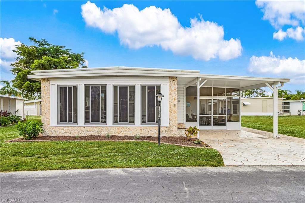 COACHLIGHT MANOR MOBILE HOME - Residential
