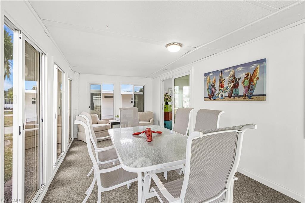 COACHLIGHT MANOR MOBILE HOME - Residential