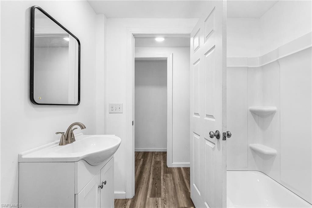 COACHLIGHT MANOR MOBILE HOME - Residential
