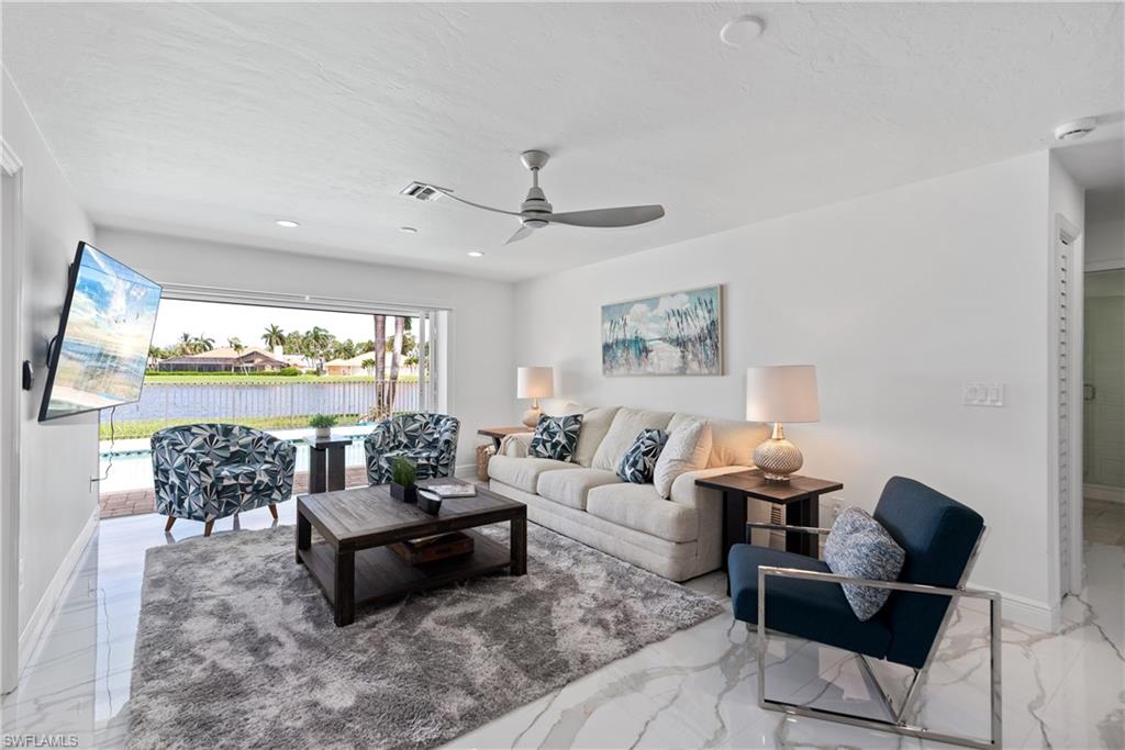 KINGS LAKE - Residential Lease