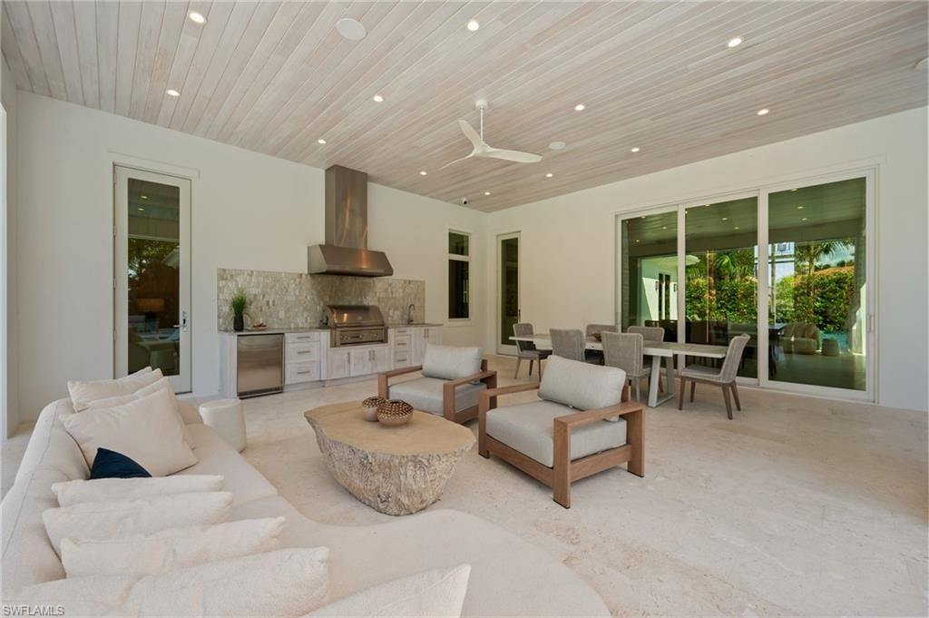 PARK SHORE - Residential