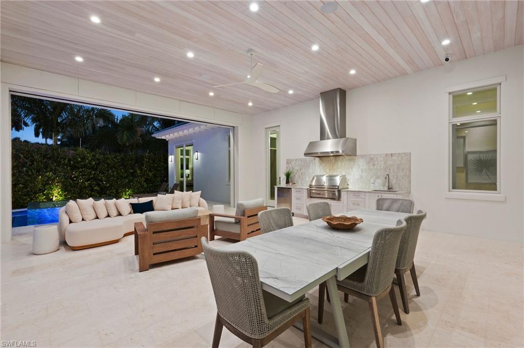 PARK SHORE - Residential