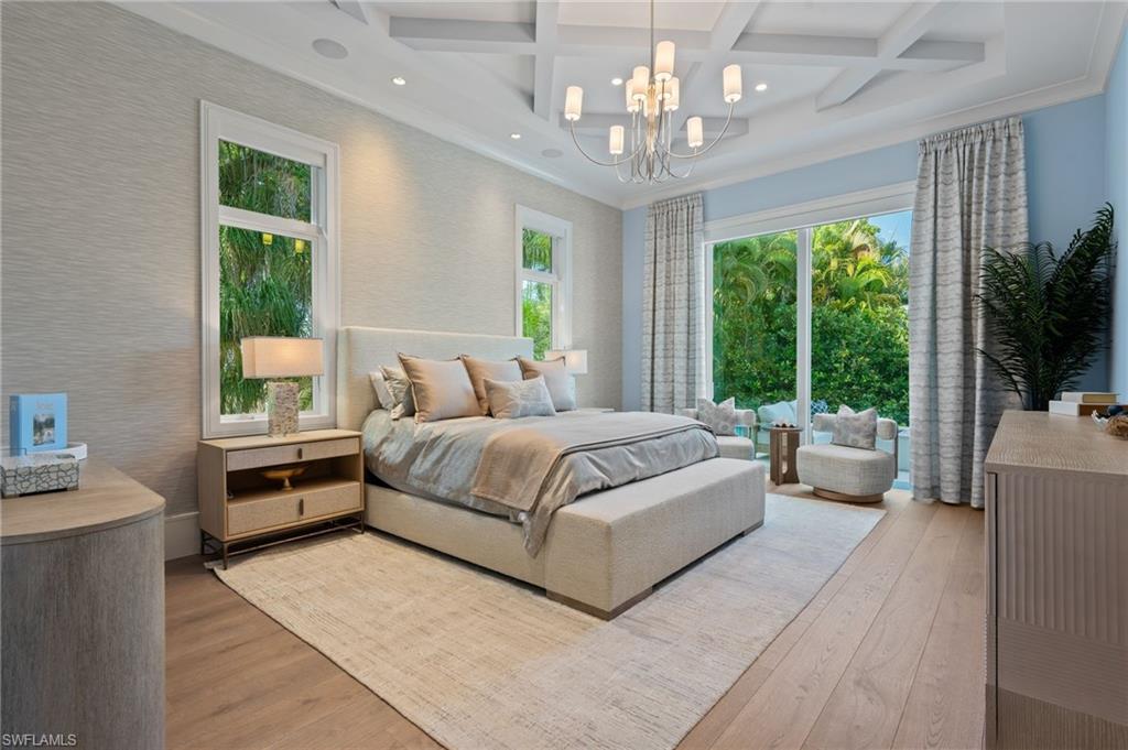 PARK SHORE - Residential