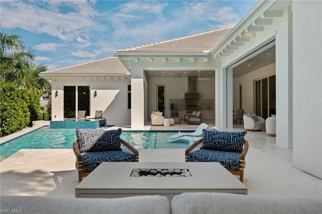 PARK SHORE - Residential