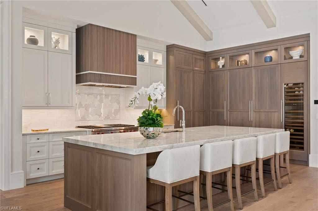 PARK SHORE - Residential