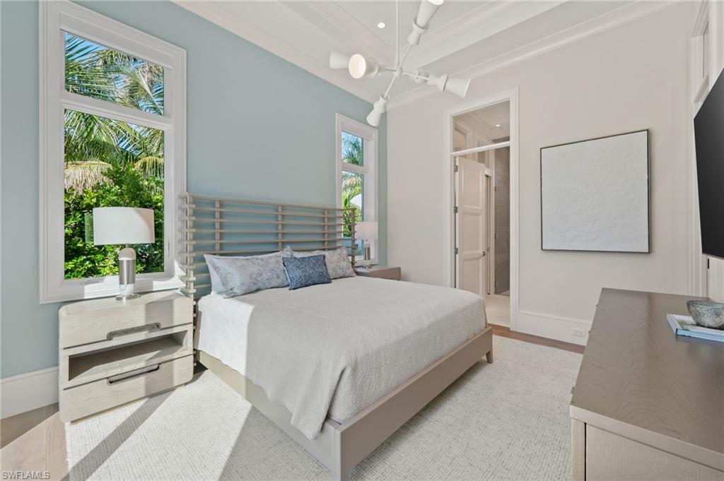 PARK SHORE - Residential