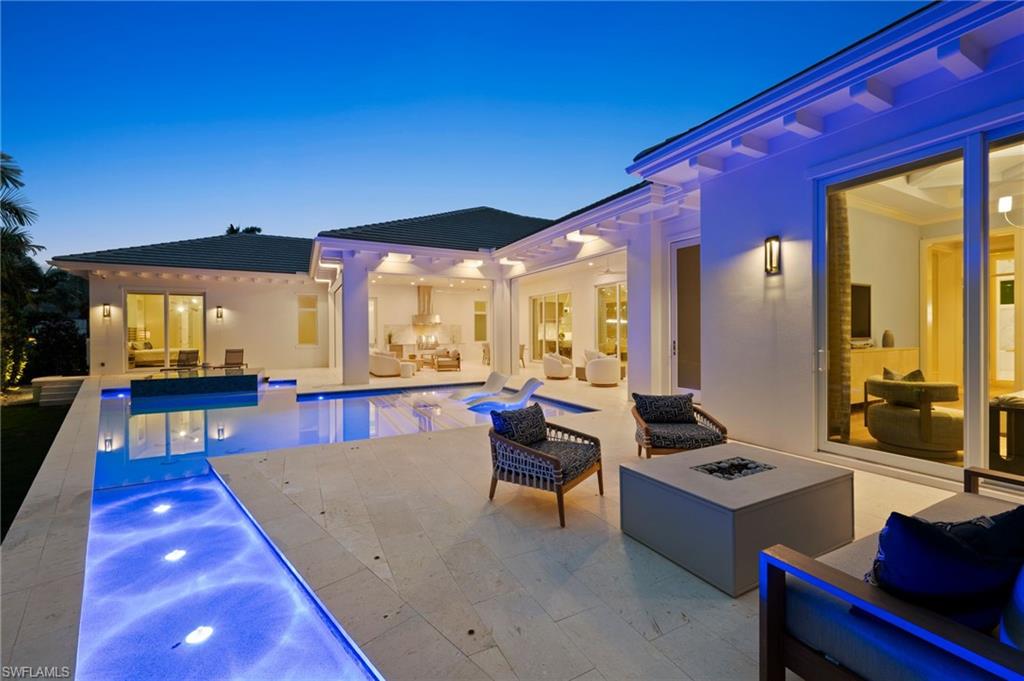 PARK SHORE - Residential