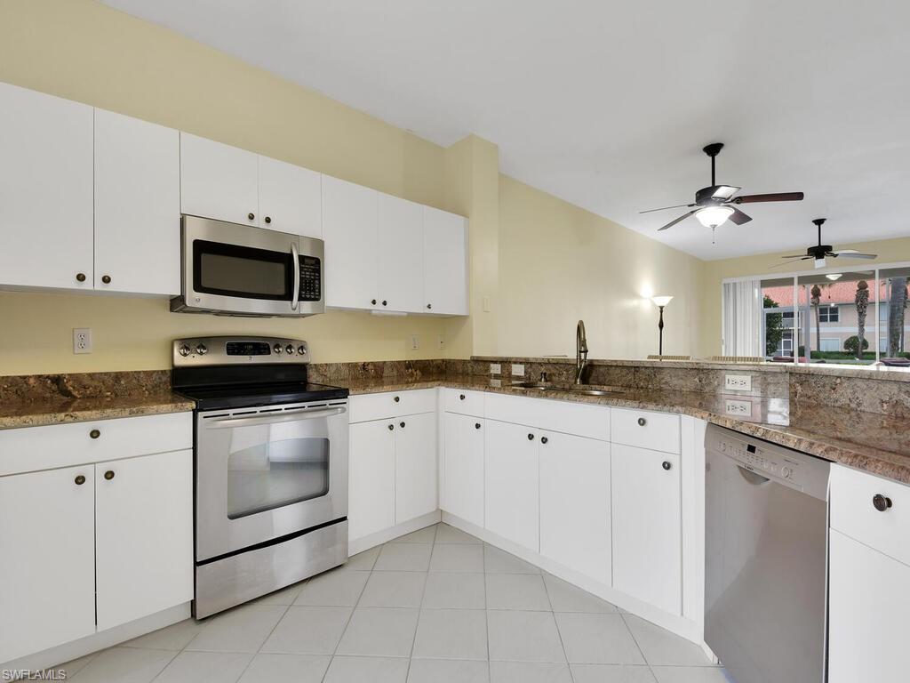 EDGEWATER AT CARLTON LAKES - Residential