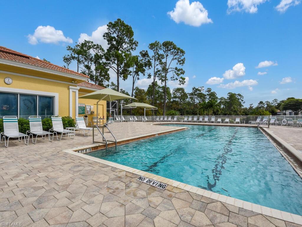 EDGEWATER AT CARLTON LAKES - Residential