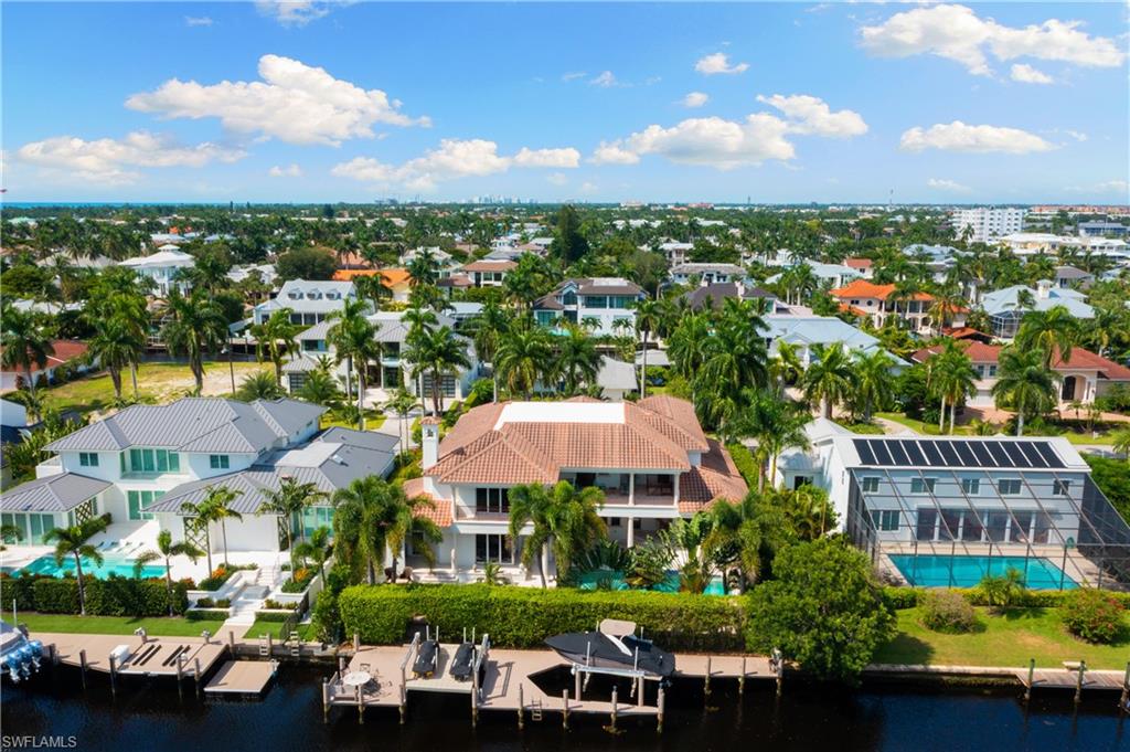 AQUALANE SHORES - Residential