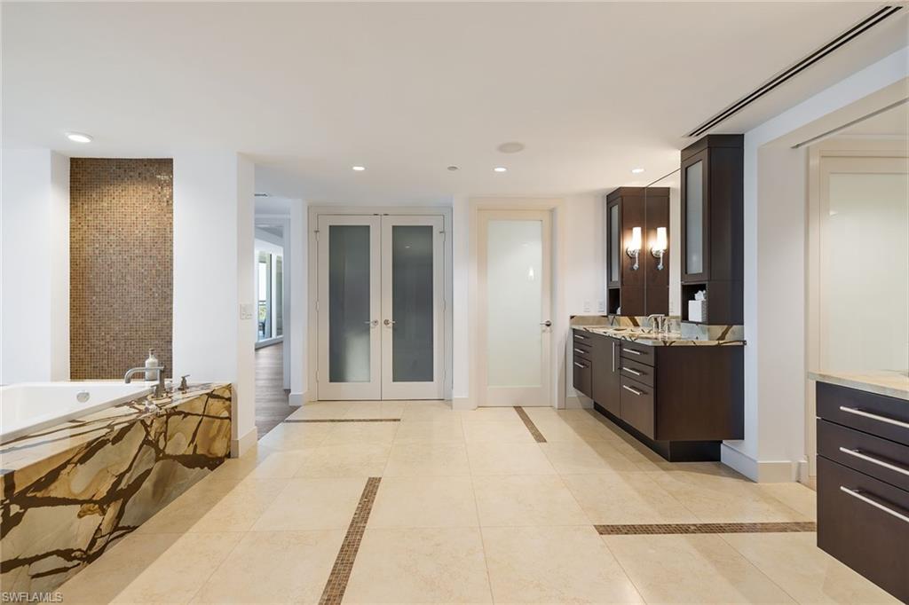 MORAYA BAY - Residential