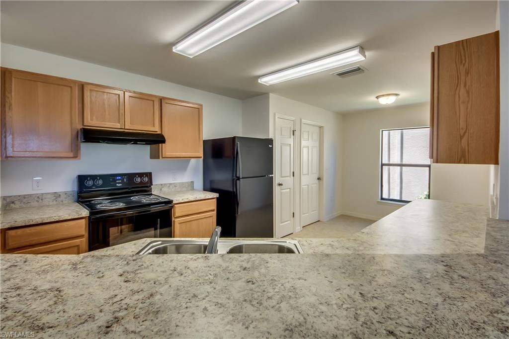 SHADOW LAKES - Residential